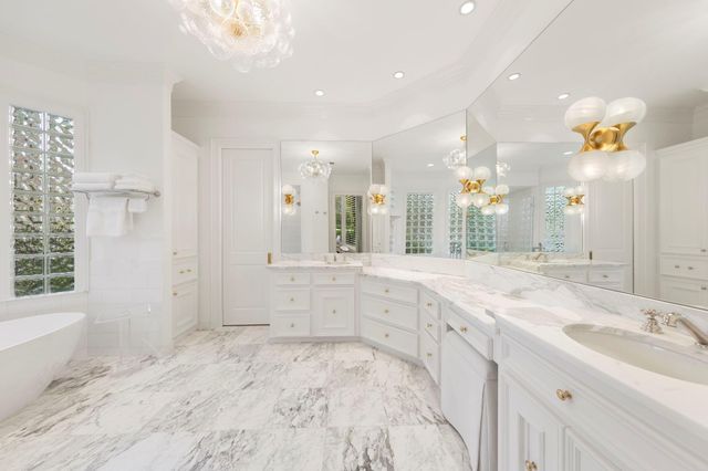 38 Freestone Place, The Woodlands, TX 77382