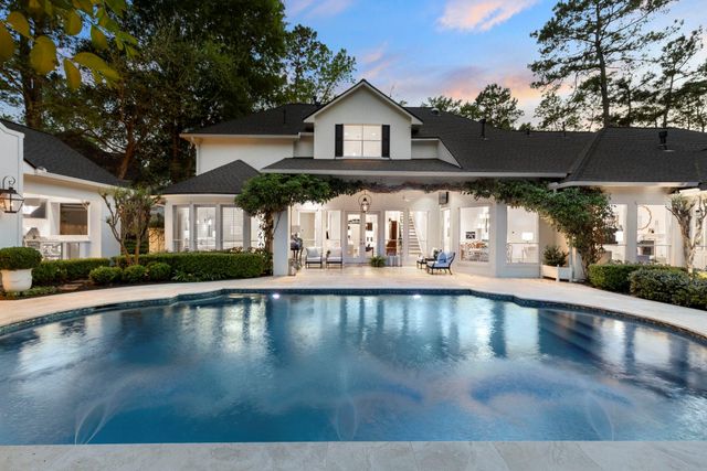 38 Freestone Place, The Woodlands, TX 77382