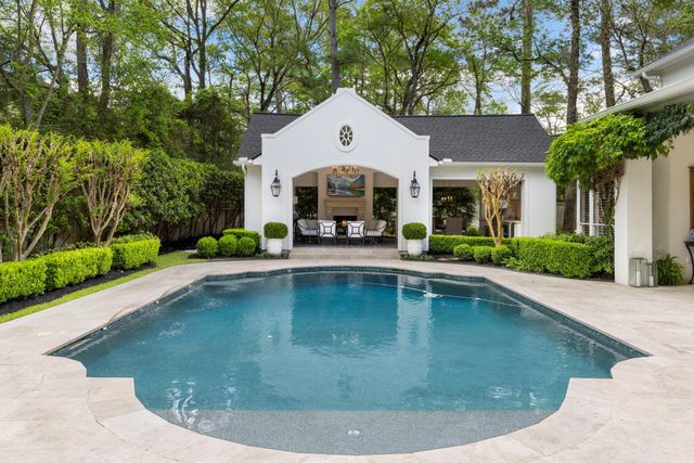 38 Freestone Place, The Woodlands, TX 77382