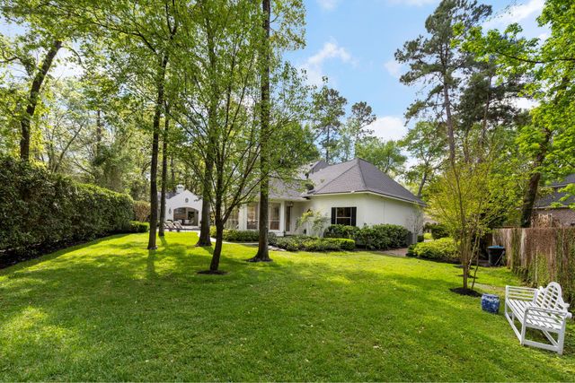38 Freestone Place, The Woodlands, TX 77382