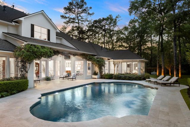 38 Freestone Place, The Woodlands, TX 77382