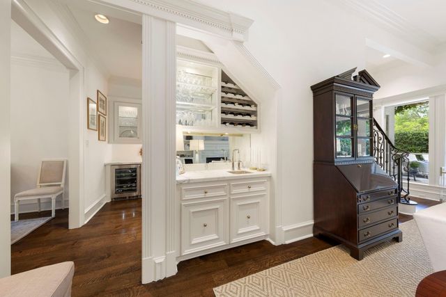 38 Freestone Place, The Woodlands, TX 77382