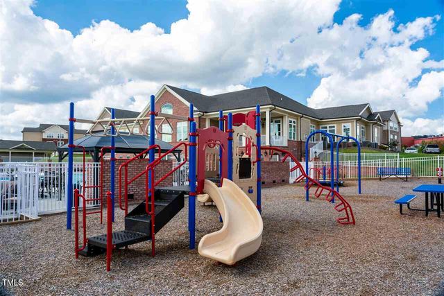 222 Amber Acorn Avenue, Raleigh, NC 27603