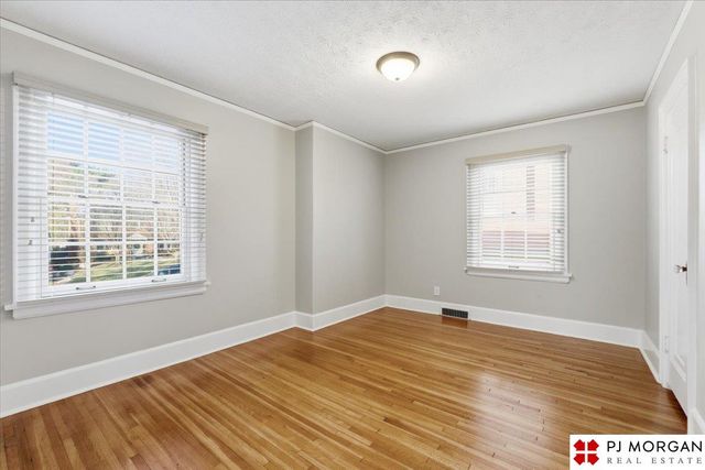 2017 N 55 Street, Omaha, NE 68104