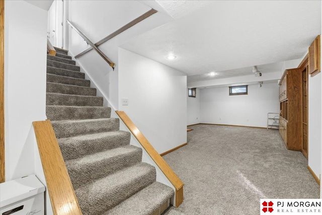 2017 N 55 Street, Omaha, NE 68104