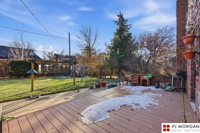 2017 N 55 Street, Omaha, NE 68104