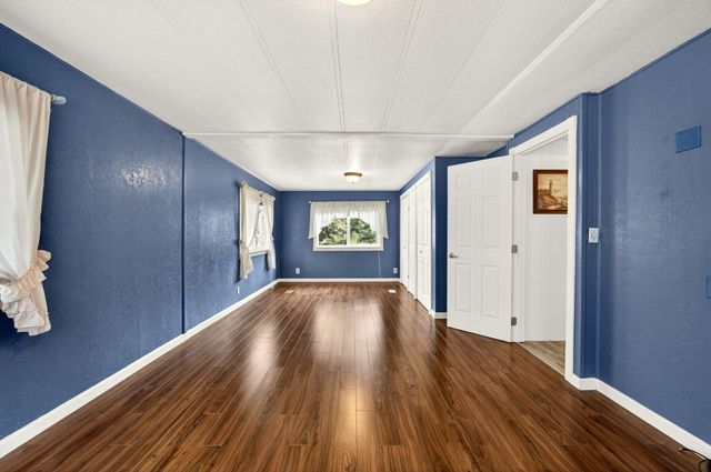 442 Tenney Drive, Rogue River, OR 97537