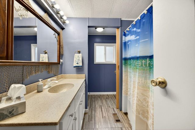 442 Tenney Drive, Rogue River, OR 97537