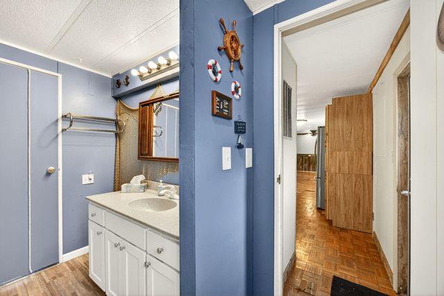 442 Tenney Drive, Rogue River, OR 97537