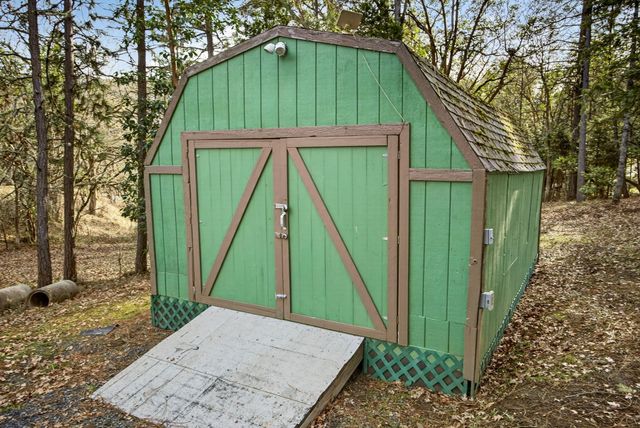 442 Tenney Drive, Rogue River, OR 97537