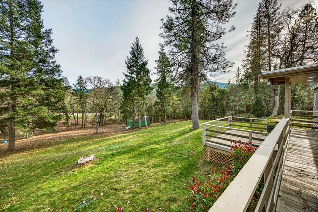442 Tenney Drive, Rogue River, OR 97537