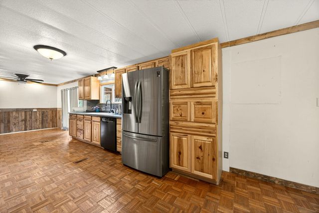 442 Tenney Drive, Rogue River, OR 97537