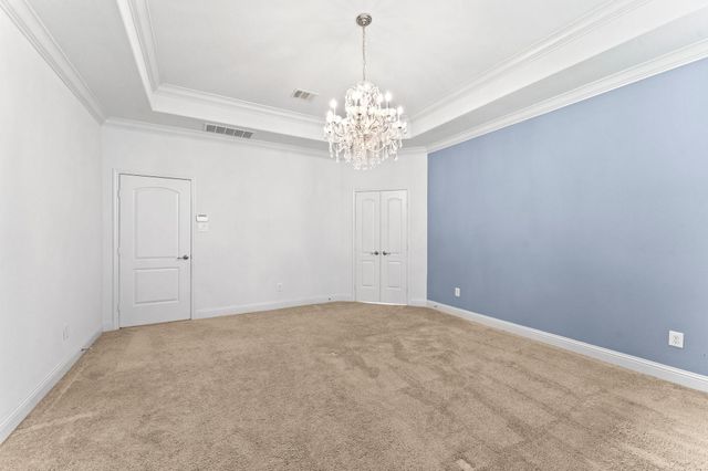 39 Tioga Pl, Tomball, TX 77375