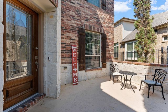 39 Tioga Pl, Tomball, TX 77375