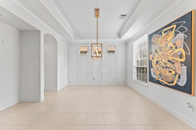 39 Tioga Pl, Tomball, TX 77375