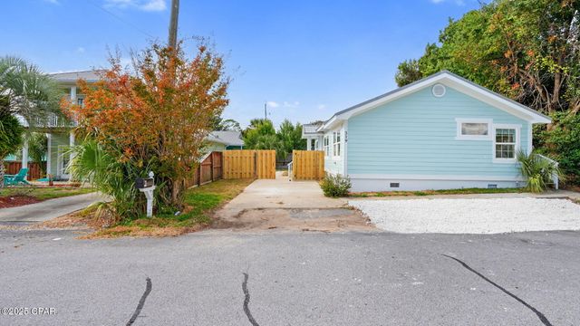 319 Laureno Place, Panama City Beach, FL 32413