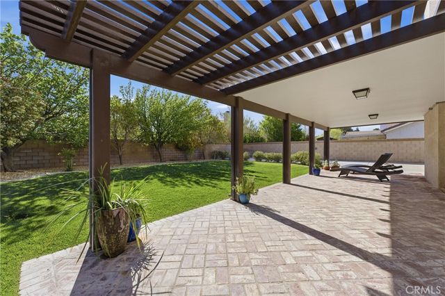 44252 63rd Street W, Lancaster, CA 93536
