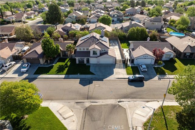 44252 63rd Street W, Lancaster, CA 93536