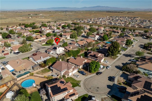 44252 63rd Street W, Lancaster, CA 93536