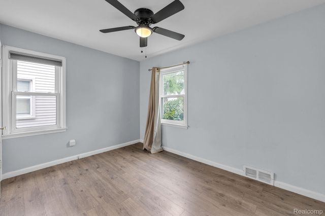 4148 Academy Street, Dearborn Heights, MI 48125
