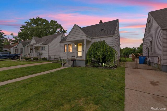 4148 Academy Street, Dearborn Heights, MI 48125