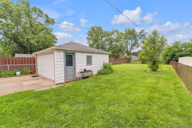 4148 Academy Street, Dearborn Heights, MI 48125