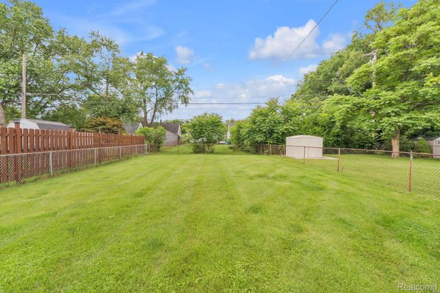 4148 Academy Street, Dearborn Heights, MI 48125