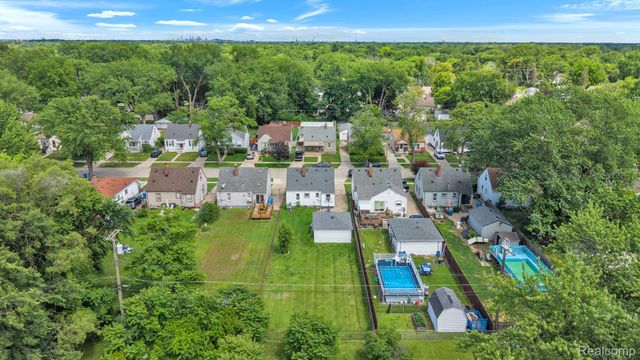 4148 Academy Street, Dearborn Heights, MI 48125