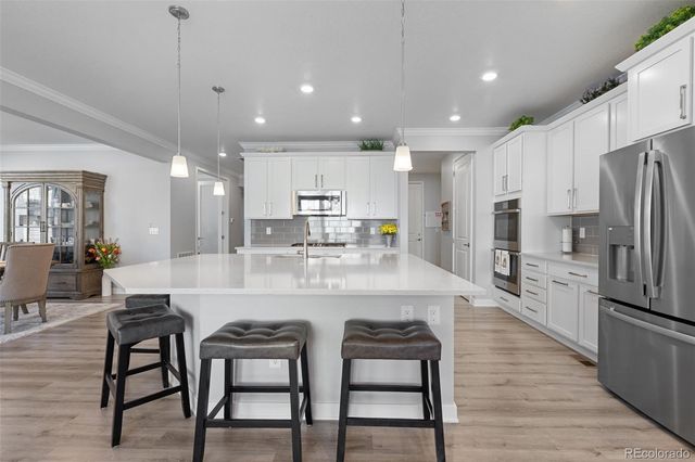 8801 S Ukraine Court, Aurora, CO 80016