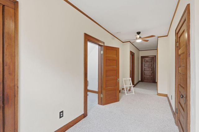 1854 Laurel Avenue, Saint Paul, MN 55104