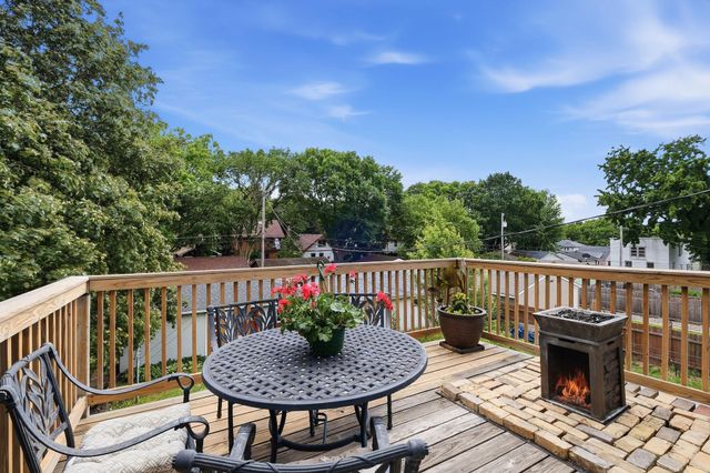 1854 Laurel Avenue, Saint Paul, MN 55104
