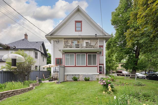 1854 Laurel Avenue, Saint Paul, MN 55104