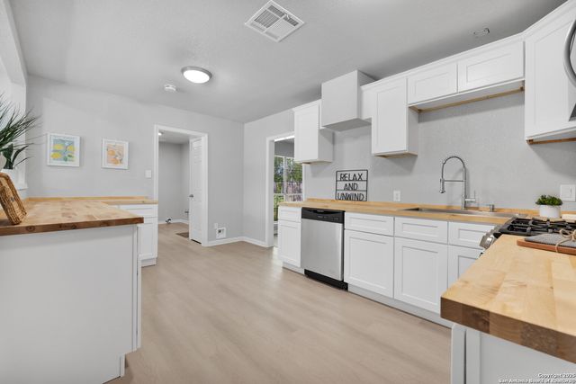 97 Denton, San Antonio, TX 78213