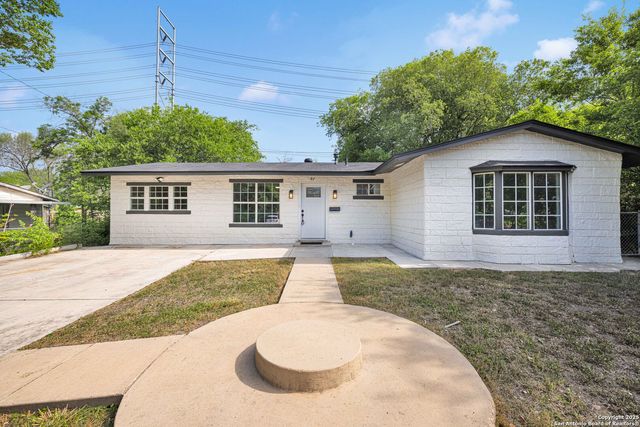 97 Denton, San Antonio, TX 78213