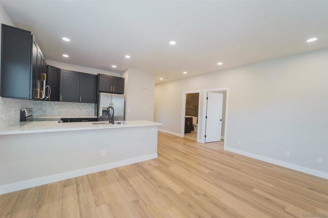 3363 A, San Diego, CA 92102