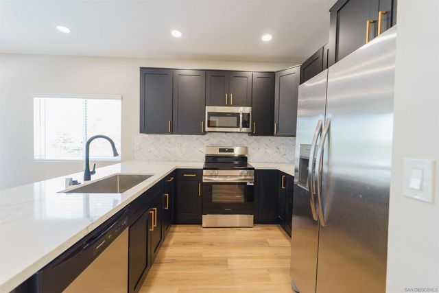 3363 A, San Diego, CA 92102