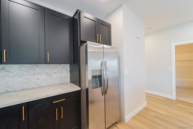 3363 A, San Diego, CA 92102