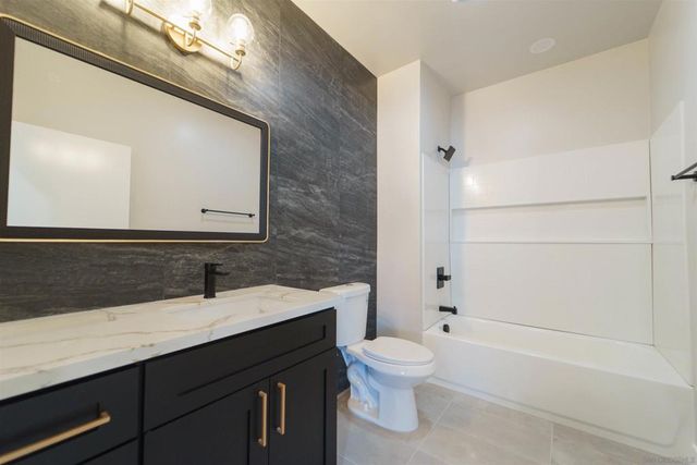 3363 A, San Diego, CA 92102