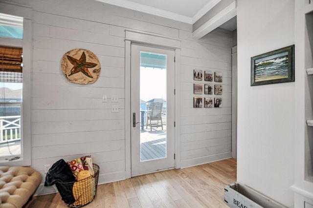 2570 Tide Drive, Port Bolivar, TX 77650