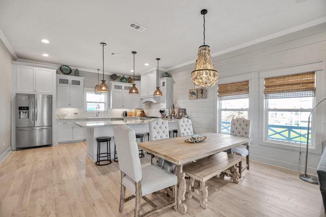 2570 Tide Drive, Port Bolivar, TX 77650