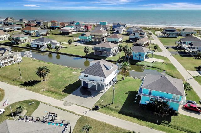 2570 Tide Drive, Port Bolivar, TX 77650