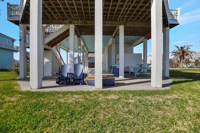 2570 Tide Drive, Port Bolivar, TX 77650