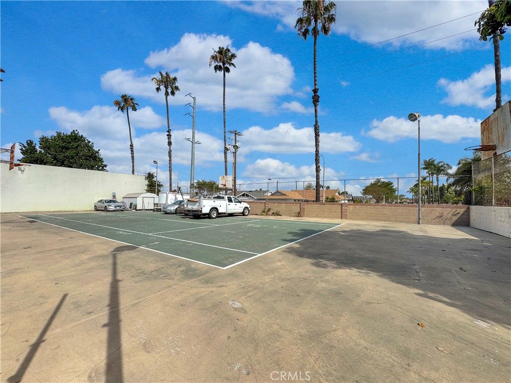 7736 Sugar Drive, Huntington Beach, CA 92647