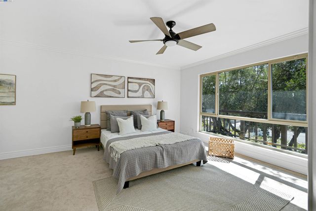 27880 Pebble Ct, Hayward, CA 94542