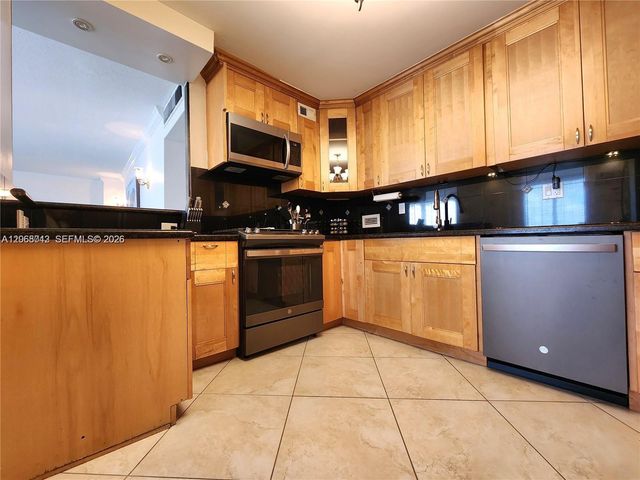 2030 S Ocean Drive 626, Hallandale Beach, FL 33009