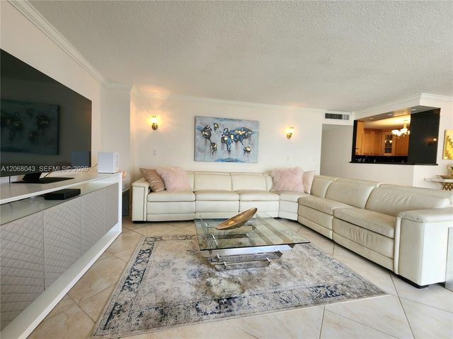 2030 S Ocean Drive 626, Hallandale Beach, FL 33009
