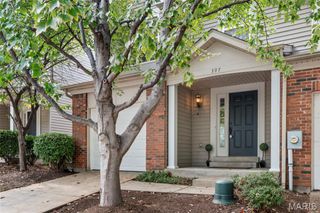 397 Montclair Tower Drive, St Charles, MO 63303