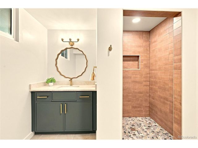 642 S Pontiac St, Denver, CO 80224
