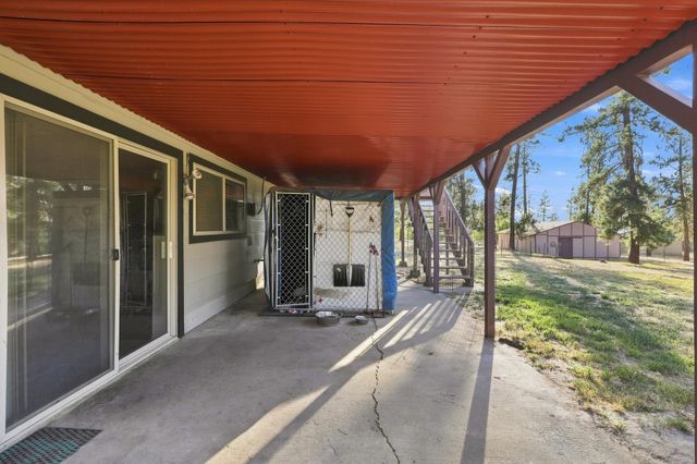 21808 W Bannock Ave, Medical Lake, WA 99022