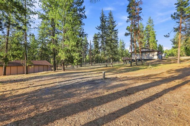 21808 W Bannock Ave, Medical Lake, WA 99022